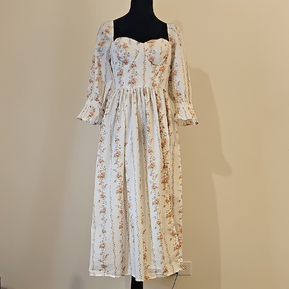 Forever 21 Dresses & Skirts - Forever 21 White Floral Cottagecore Milk Maid Midi Dress w/ Slit Size Small